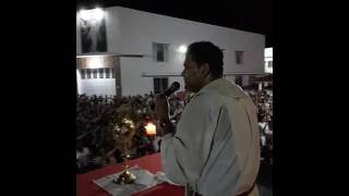 Video thumbnail of "Gloria a Dios canción de poder orando por tu necesidad"