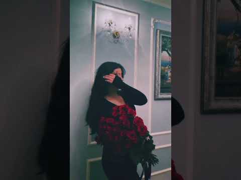 تستاهلى تتحبي بجد ويتجبلك ورد