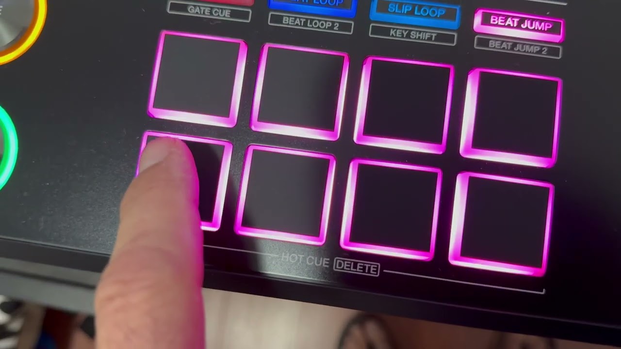 Alpha Theta XDJ-AZ Serato DJ Pro User Full Function Tutorial for STEMS / SAMPLER and more..