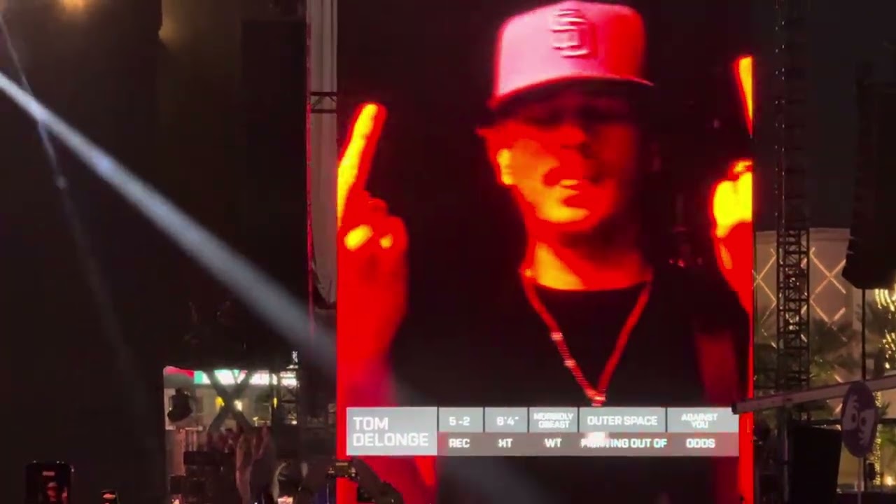 Blink 182 intro - When We Were Young 2025 