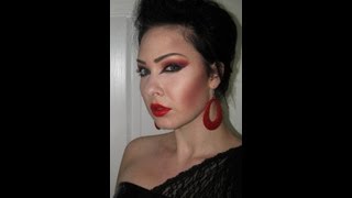 Gothic make up with an arabic twist tutorial Gothic make up with an arabic twist tutorial