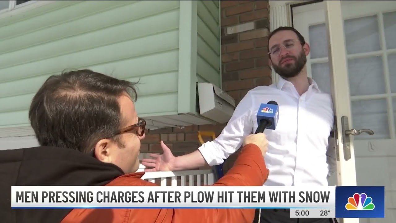 NJ Plow Driver Covers 2 Jewish Men With Snow, Laughs in Video Posted Online