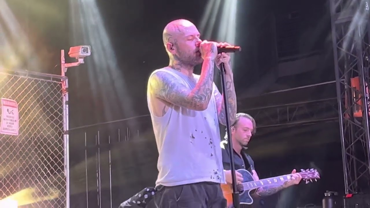 Demon Hunter - I am a Stone - Live Dallas