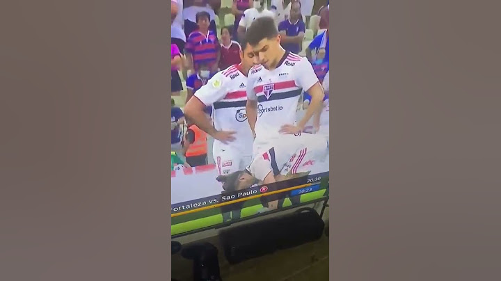 VERGONHA!! BENÍTEZ É XINGADO POR VÍTOR BUENO POR TENTAR COBRAR A FALTA l PANELA X GRINGOS NO SPFC
