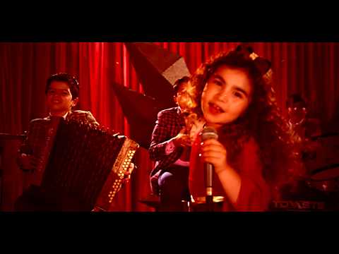 Nuray Rahman - Mehribanım (official music video) (Çal Oyna)