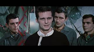 Play video: Pauls Butkēvičs "Es esmu bagāts" - epizode no 1967. gada filmas "Četri balti krekli". 4k Stereo