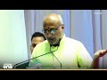 'സതീശൻ മുഖ്യമന്ത്രിയായി ശോഭിക്കട്ടെ...എല്ലാവരും എഴുന്നേറ്റ് നിന്ന് കയ്യടിക്കൂ..'