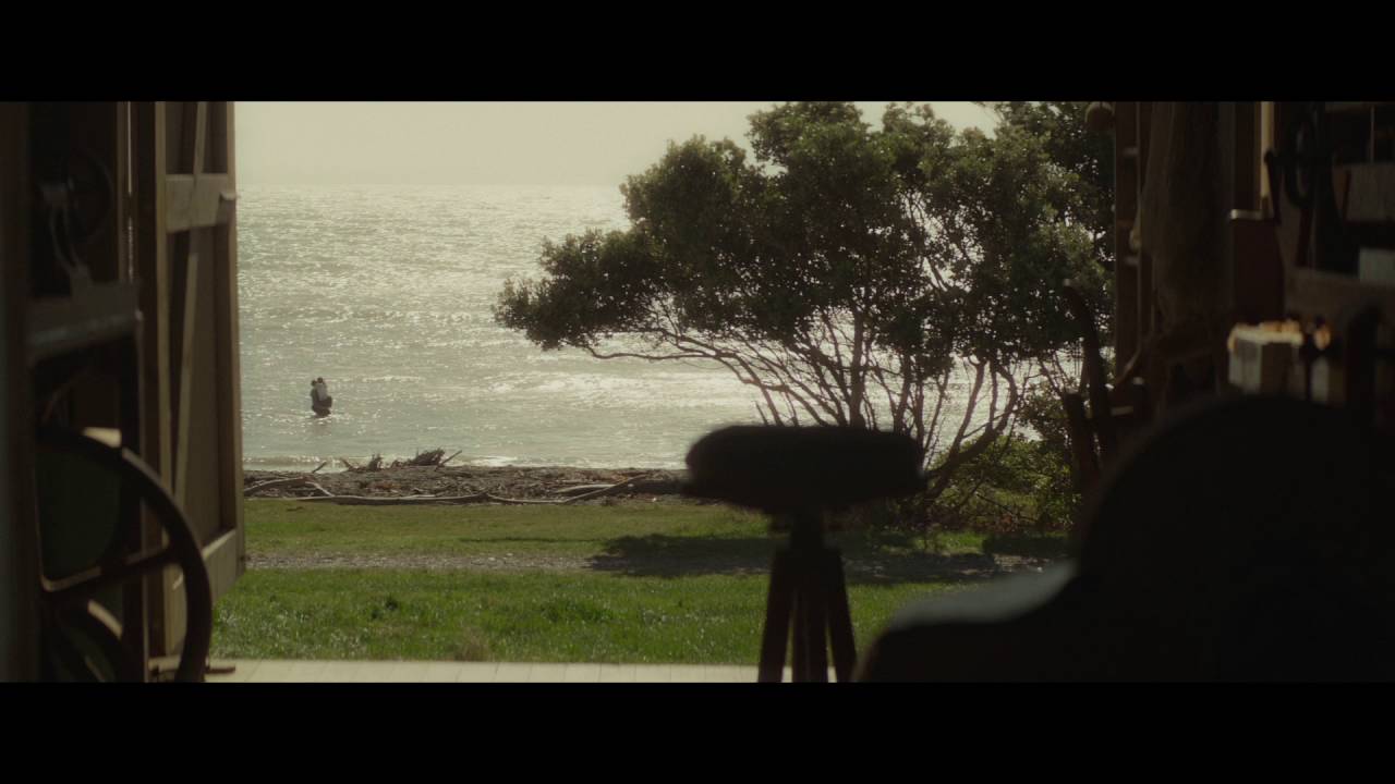 UNE VIE ENTRE DEUX OCEANS - Extrait Vie heureuse sur Janus - VF - YouTube