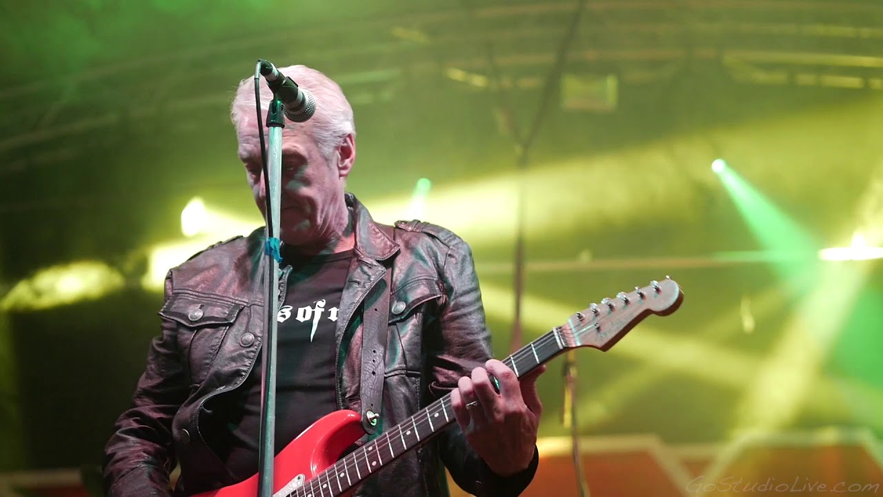 FM - Let Love Be The Leader - Live at Castel Roc Festival, Chepstow Castle 2017