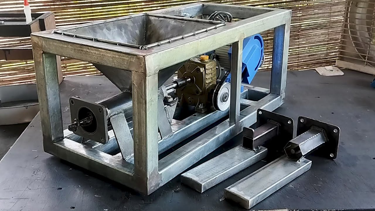 Lihat Mesin Cetak Briket mini ini II Dengan watt 550watt saja