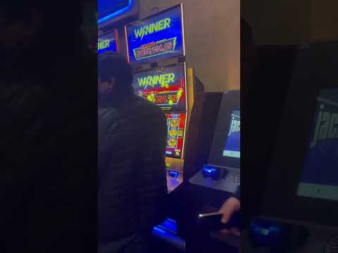 #viralvideo #bibleverse #losvegas #bellagio #flamingo #hotel #praise #prison #botanical
