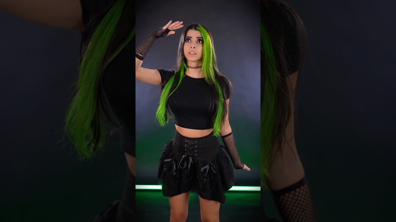 This sound is so catchy!  #foryou #helpmemakethismakesense #trending #gothclub #emo #dance #cosplay