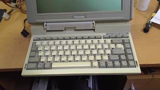 Toshiba T1000 Notebook Terminator из 1988 года! Toshiba T1000 Notebook Terminator из 1988 года!