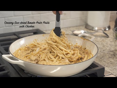 Creamy Sun-dried Tomato Pesto Pasta with Chicken|Weeknight dinner winner!