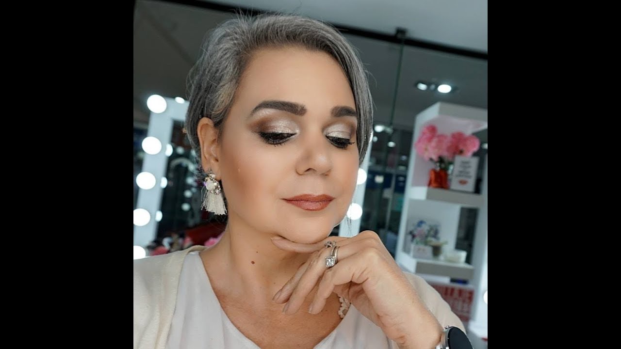maquillaje de ojos Paleta Okalan Natural-3er look Muy fácil