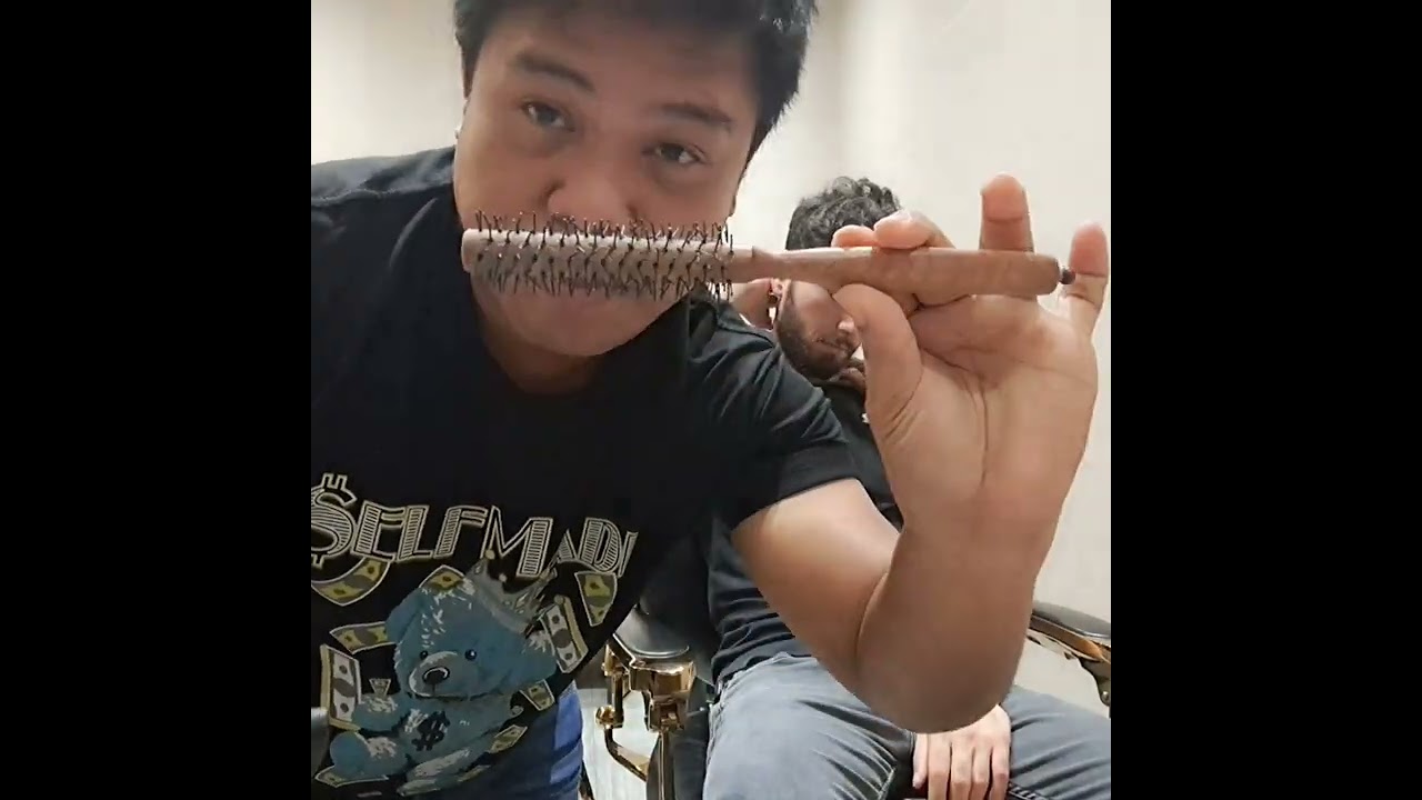 mister international syria candidate na di nakahabol sa pageant....haha