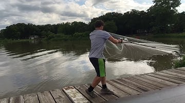 Slow motion cast net