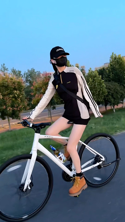 要知道快乐这件事 还是自己买单比较容易实现 赚钱吧女人们 #shorts #douyin #tiktok #music