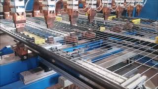 Palisade fence production and welding machine