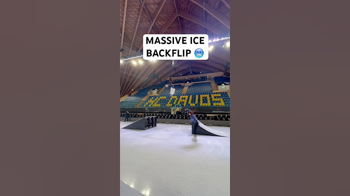 BACKFLIP ON ICE RAMPS 🥶#iceskating #backflip #hockey #extremesports #athlete #davos