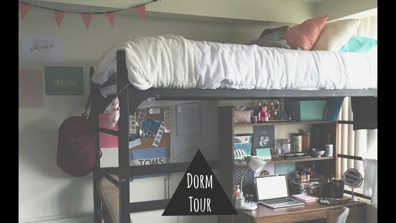 College Dorm Room Tour! | UW-Milwaukee - YouTube