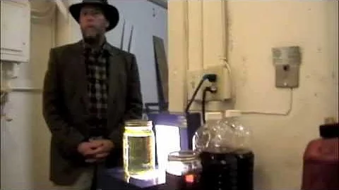 Does gasoline remain dissolved in waste oil blend diesel fuel?