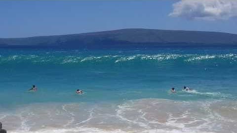 Makena Big Beach-Big Waves 🌊  2017