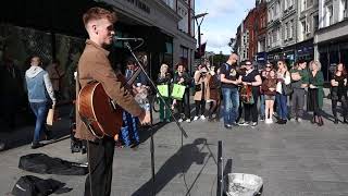 Video thumbnail of "AMAZING Crowd Joins In With Sebastian Schubs INCREDIBLE Cover of "Uptown Funk" (Mark Ronson)."