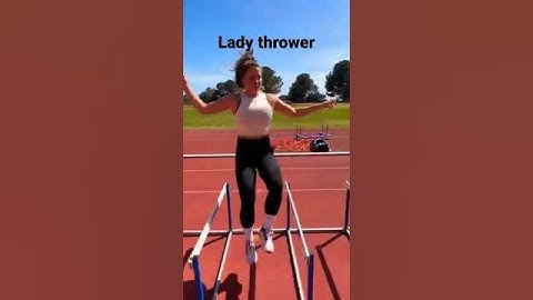 #javelinthrow . lady thrower doing hurdles #javelin#hurdles #practice #viral 🔥🔥🔥🔥#shorts