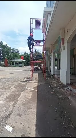MIFFAH FARID TES PRAKTEK KETINGGIAN SCAFOLLDING