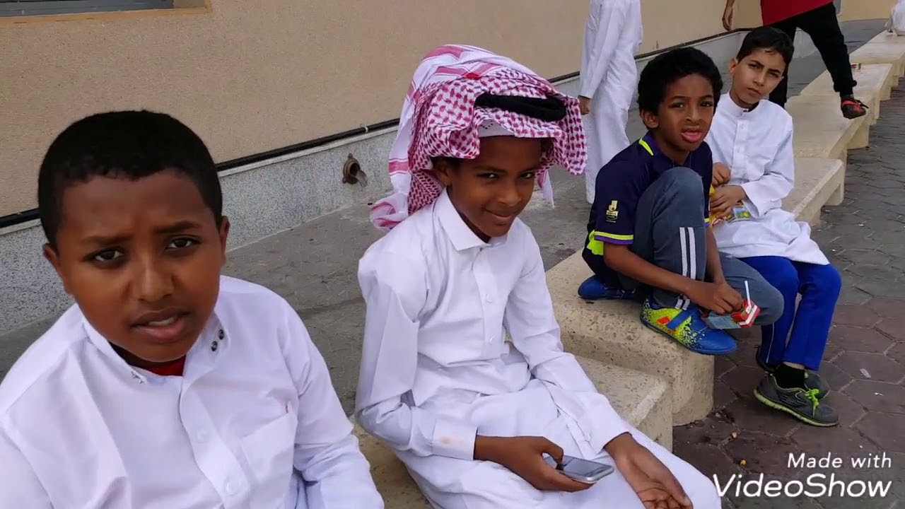 فلوق٢# في المدرسة/ حفل تخرج طيحنا شماغ الاستاذ🎊🎈🎉