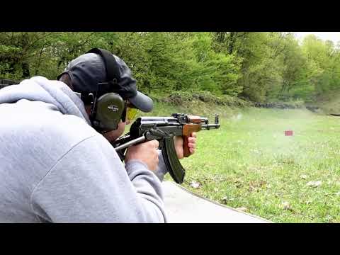 Video: Cum să tragi cu pușca (cu imagini)