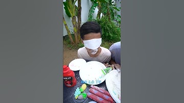 Thử thách Ăn Xúc Xích chấm Tương Ớt Siêu Cay , Kẹo Dẻo trái Cây chấm Wasabi