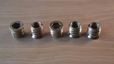 wood insert screws - how to get them dead centre and level