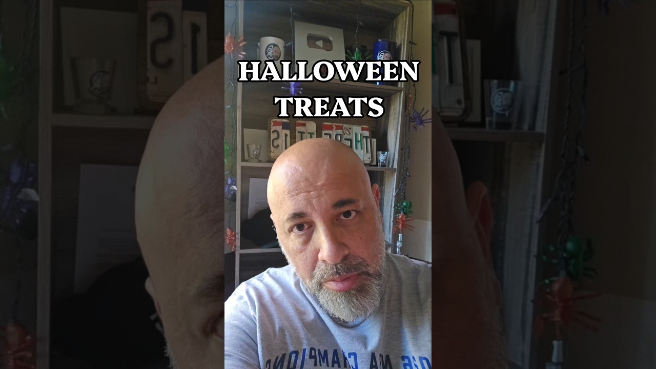 HALLOWEEN TREATS #Halloween #treat #candy #danregancomedy