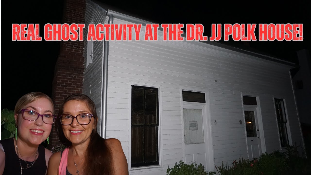 Шепот из прошлого: расследование дома с привидениями в Перривилле 👻