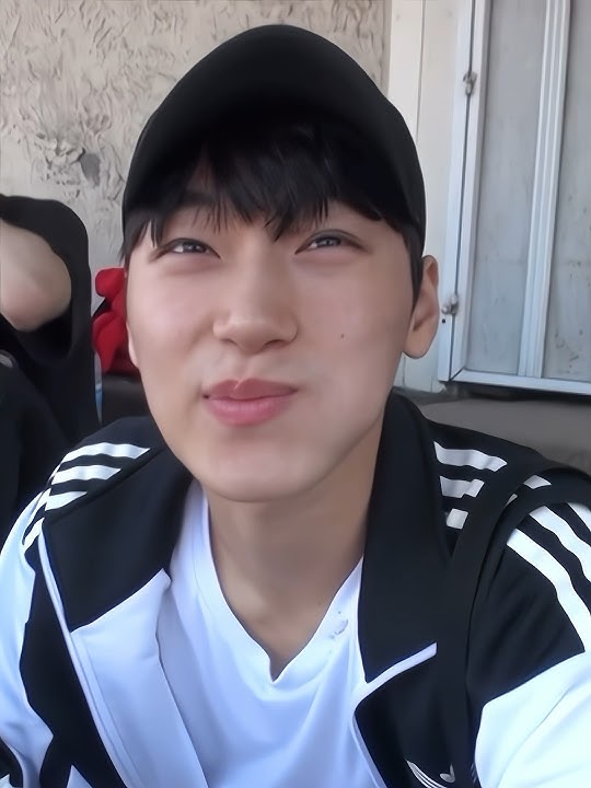 ‪SAN version of slowly losing his teenage features ‬trend 🥺 #kpop #ateez #san #choisan #ateezsan