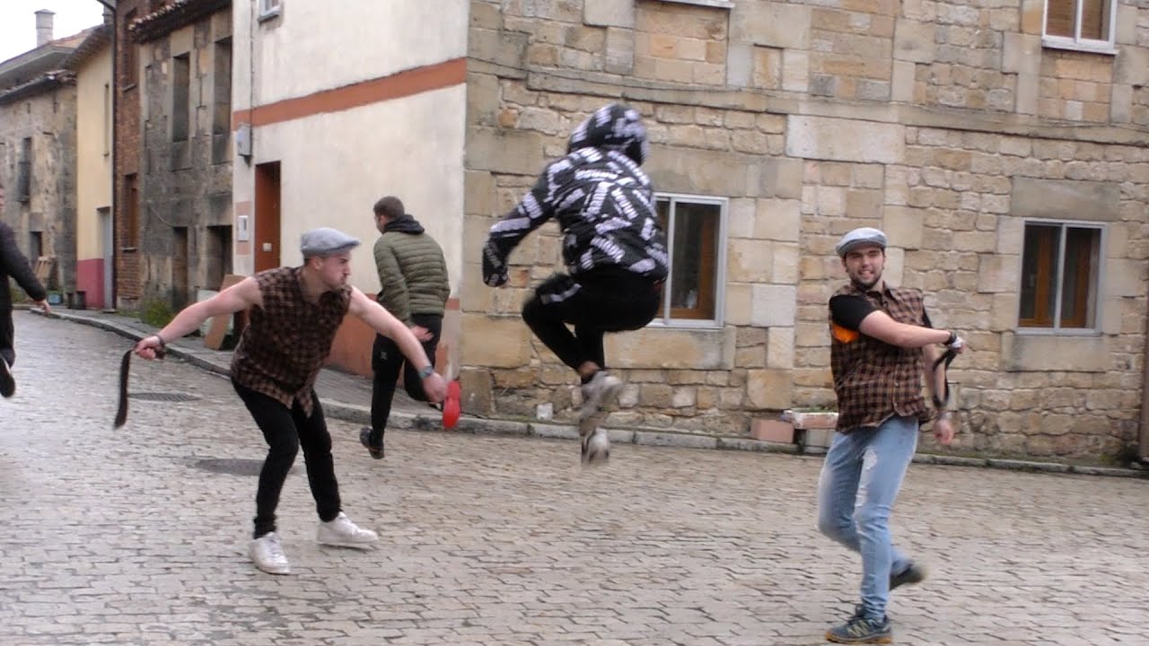 La Ronda, martes de Carnaval en Duruelo de la Sierra - 2024