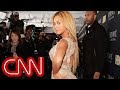 Fan slaps Beyonce's booty during concert
