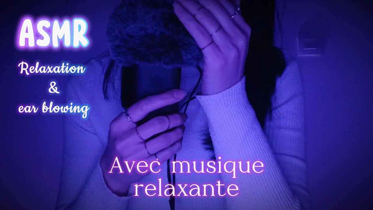 ASMR 🌙 Relaxation et Ear Blowing 🌬🎐😴 (avec musique relaxante 🎶)