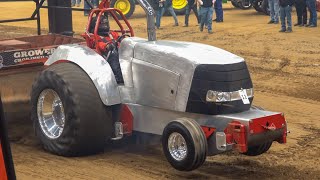 2024 Tnt Invitational Tractor Pull. Light Limited Super Stock Tractors Pulling Thursday Night.