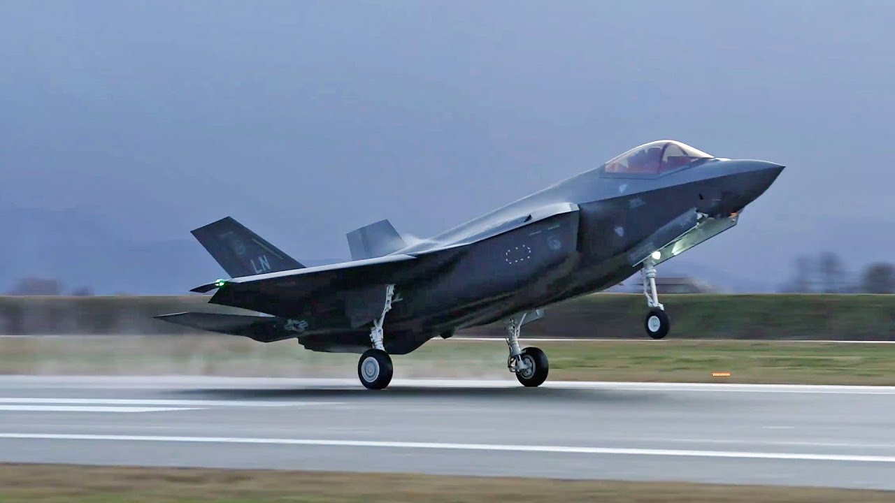 Valkyries Land at Ørland Air Station, Norway (4K)