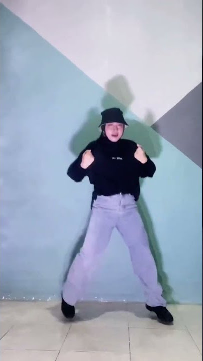 Vata Street Man Fighter - “New Thing” Hijab Dance Cover By Karima