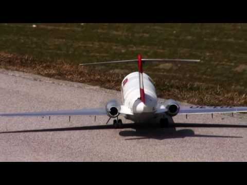 rc DC 9 or MD 80 a radio controlled plane Austrian Airlines