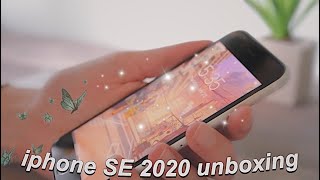 new iphone se 2020 unboxing + comparing to iphone 6s // Camilles Curls