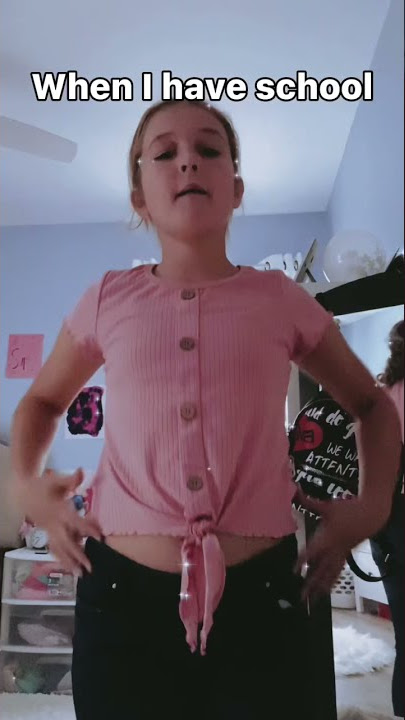 My back ache my bra to tight my hips shake from left to right ๐ค