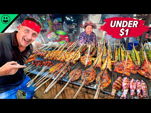 I Found Asia's CHEAPEST Seafood Market!! class=