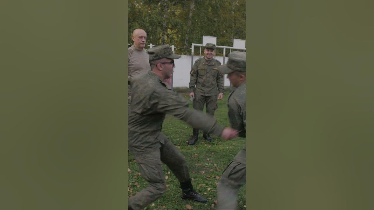 Илья Карташов ножевой бой