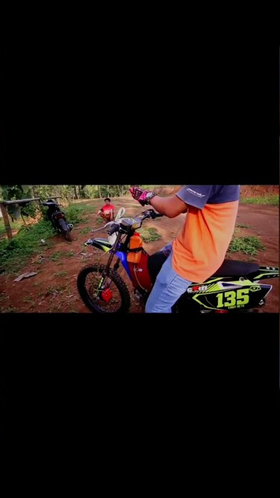 STORY WA WHEELIE PAKAI BEBEK STANDAR GRASSTRACK