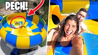 WIJ ZITTEN VAST IN DE WATERGLIJBAAN! *WATERPARK VLOG* #488